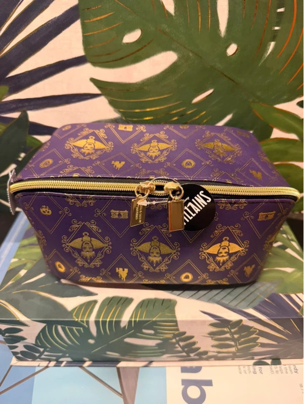 Bath & Body Works Disney Villains Evil Queen Cosmetic Train Case NWT